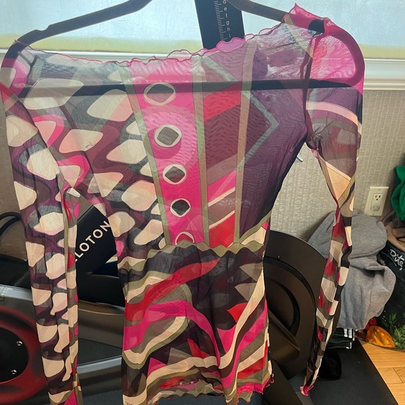 Pucci Ruffle top - Picture 7 of 7